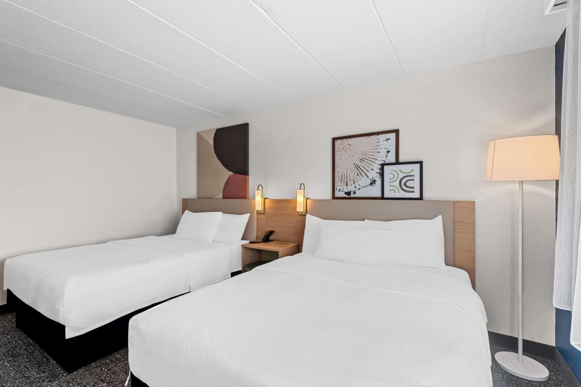 Spark By Hilton Cedar Falls Eksteriør bilde