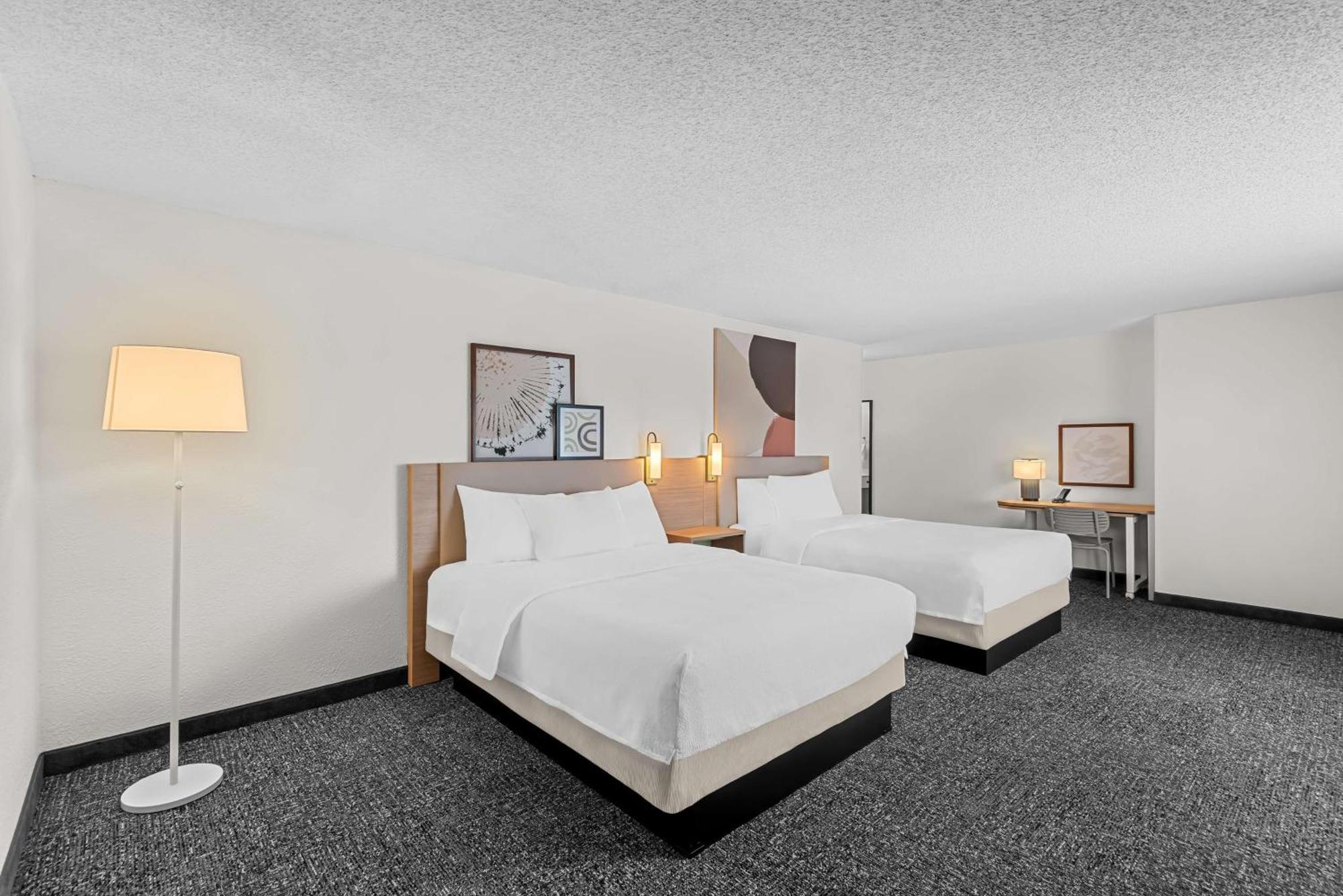 Spark By Hilton Cedar Falls Eksteriør bilde